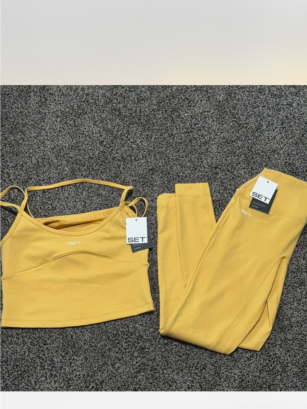SET active yellow set